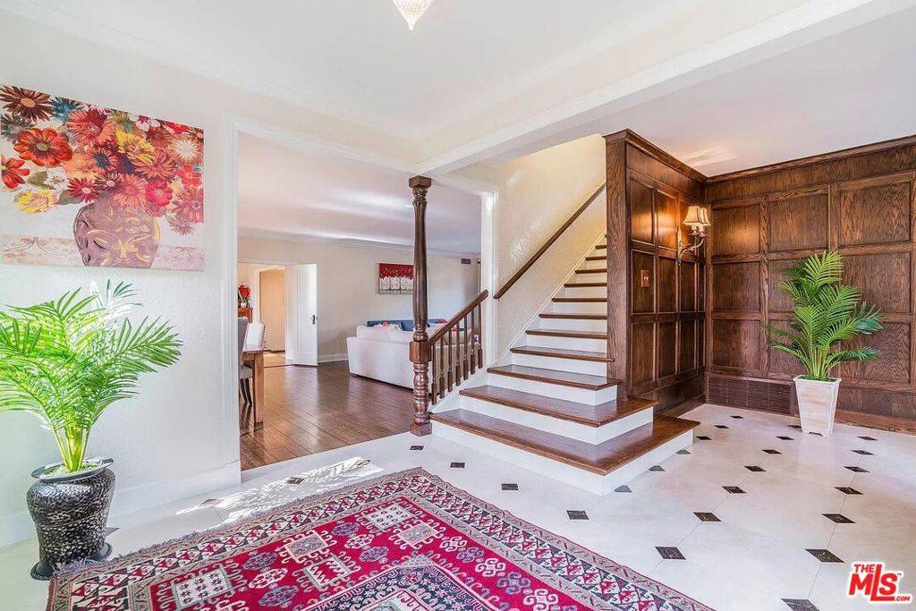 Glendale, CA 91208,1944 Montecito DR