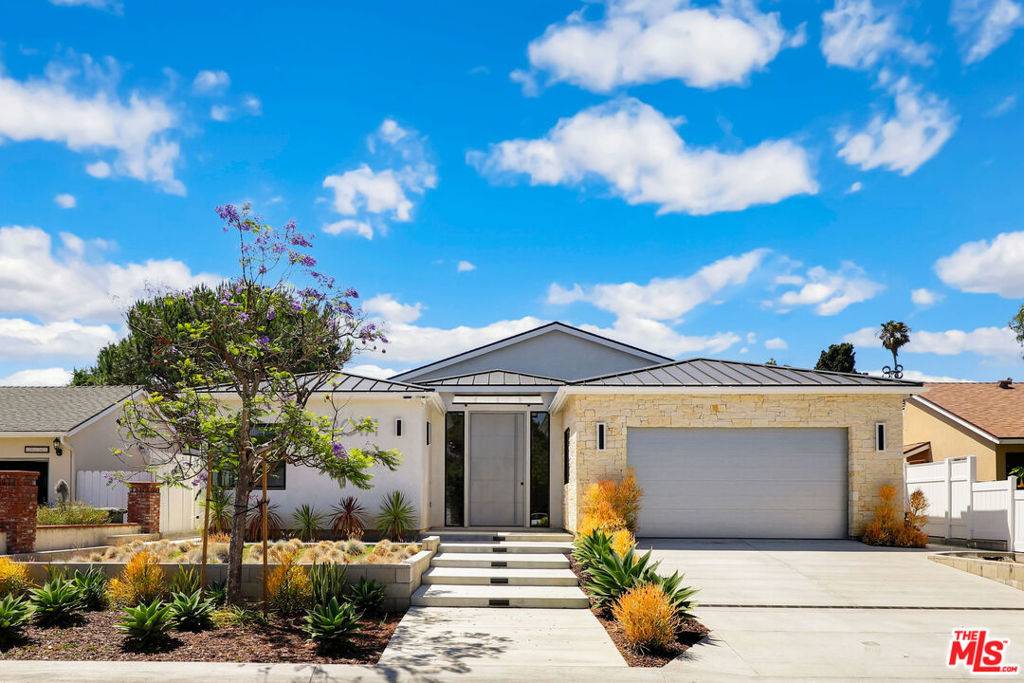 Newport Beach, CA 92660,20171 Bayview AVE