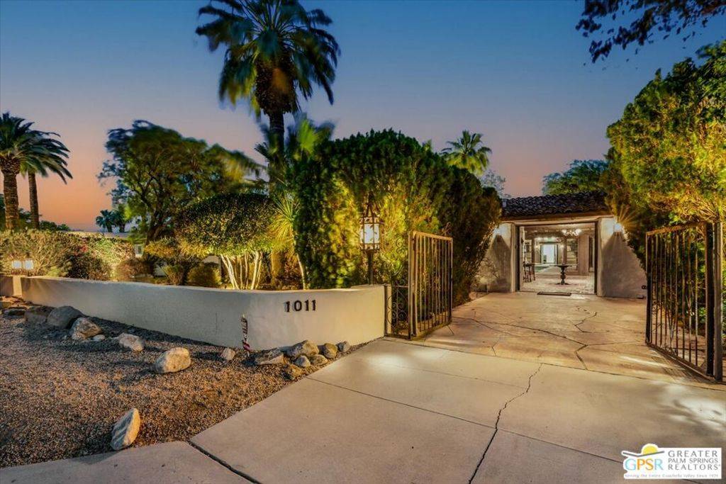 Palm Springs, CA 92262,1011 E El Alameda
