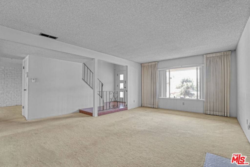 Culver City, CA 90230,5116 Lindblade DR
