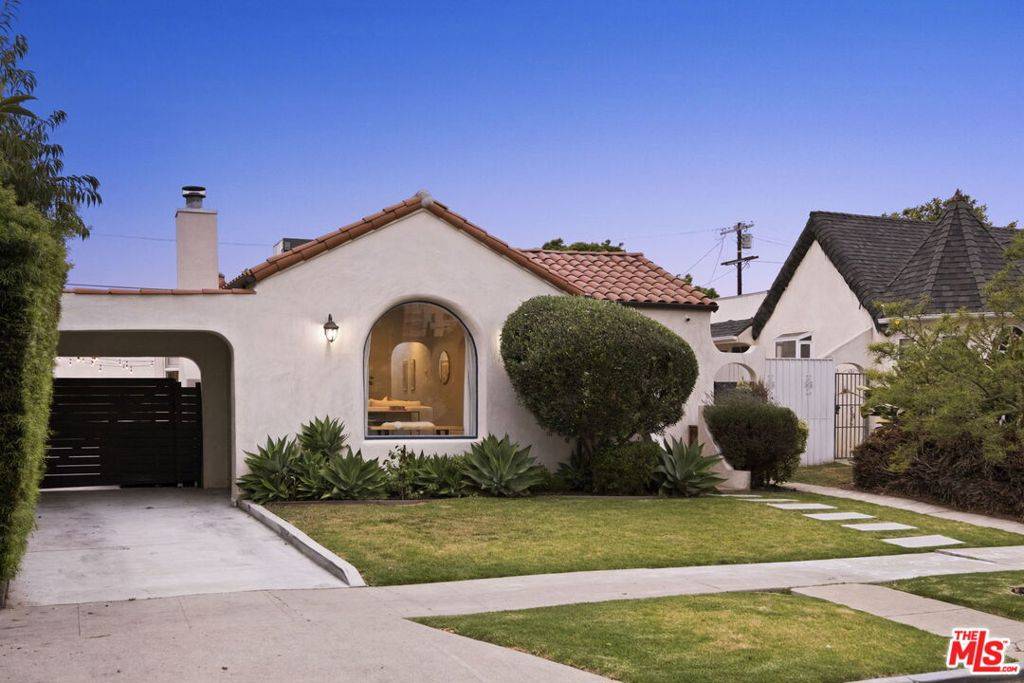 Los Angeles, CA 90016,2907 Potomac AVE