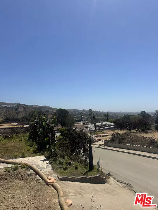 Pacific Palisades, CA 90272,1000 Glenhaven DR