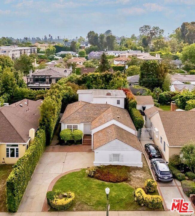 639 S Bundy DR, Los Angeles, CA 90049