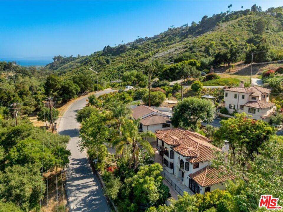 Santa Barbara, CA 93103,533 Conejo RD