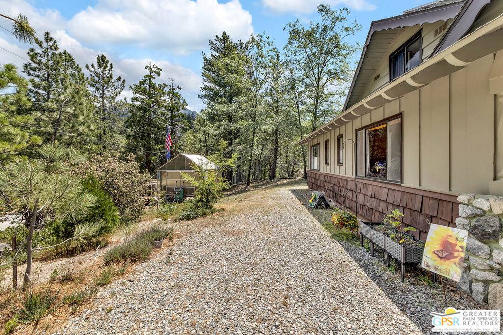 Idyllwild, CA 92549,21395 Highway 243
