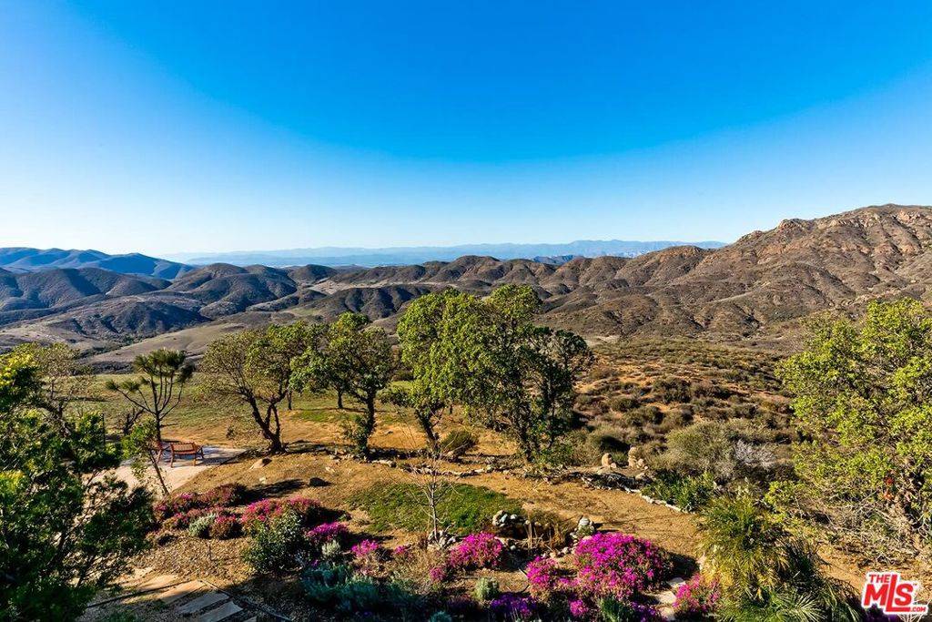 Malibu, CA 90265,10827 Pacific View DR