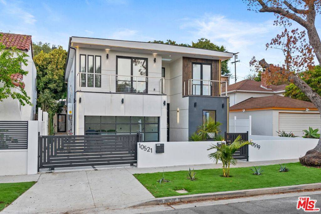 Los Angeles, CA 90025,10519 Louisiana AVE