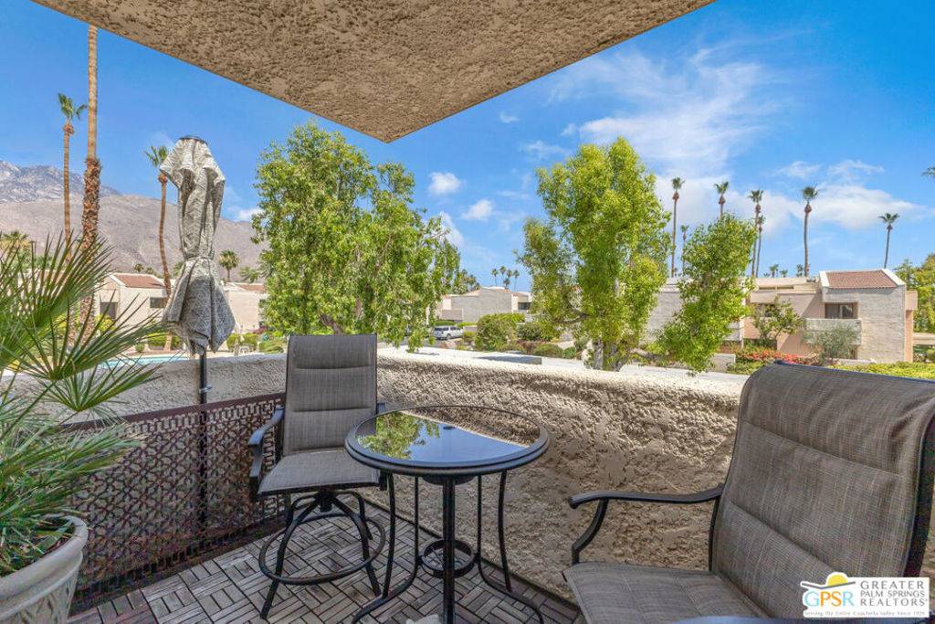 2071 Normandy CT, Palm Springs, CA 92264