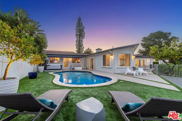 14652 Deervale PL, Sherman Oaks, CA 91403