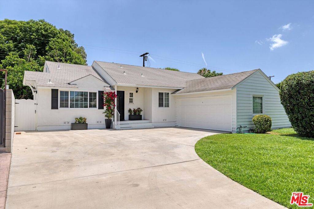 7026 Colbath AVE, Van Nuys, CA 91405