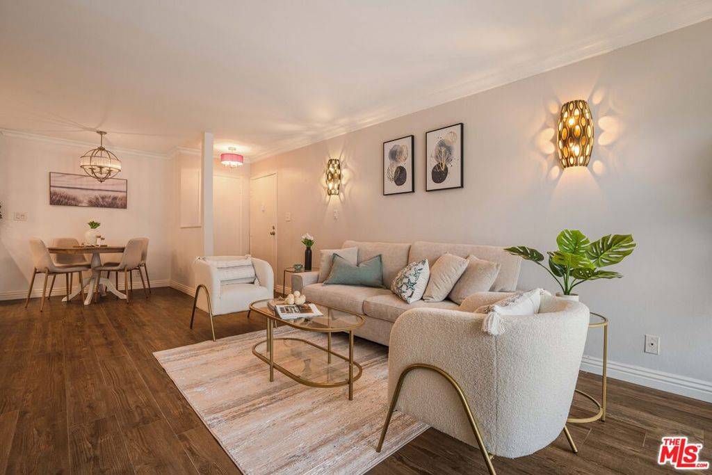 Playa Del Rey, CA 90293,8163 Redlands ST #19