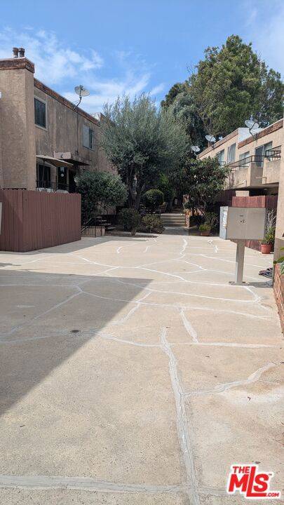 Inglewood, CA 90302,805 Industrial AVE #28