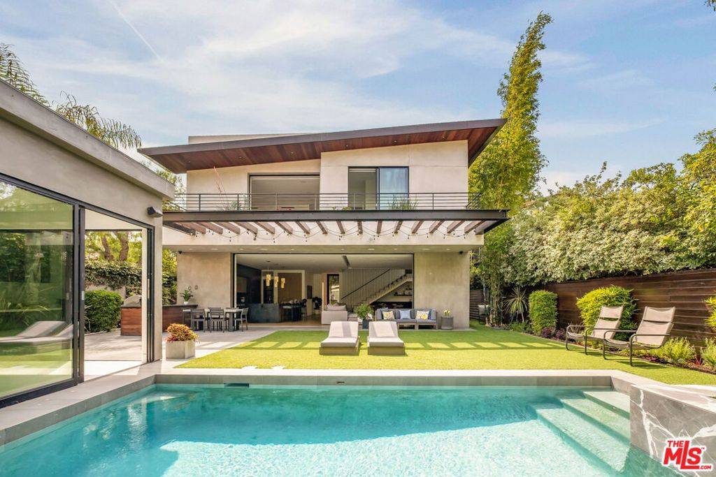 10330 Calvin AVE, Los Angeles, CA 90025