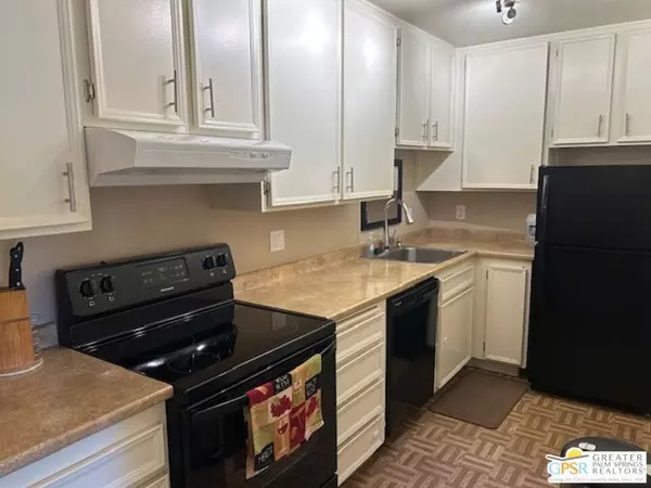 Palm Springs, CA 92262,2809 N Los Felices CIR #205