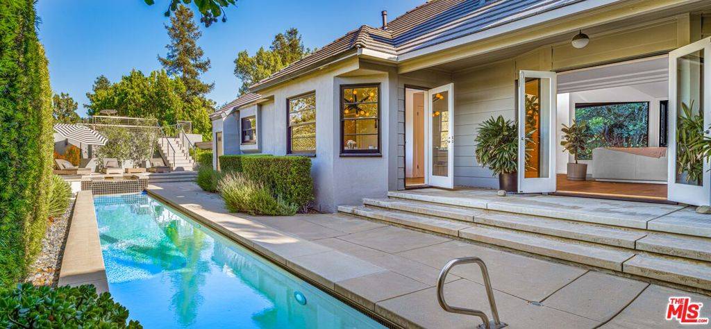 Los Angeles, CA 90046,7640 Woodrow Wilson DR