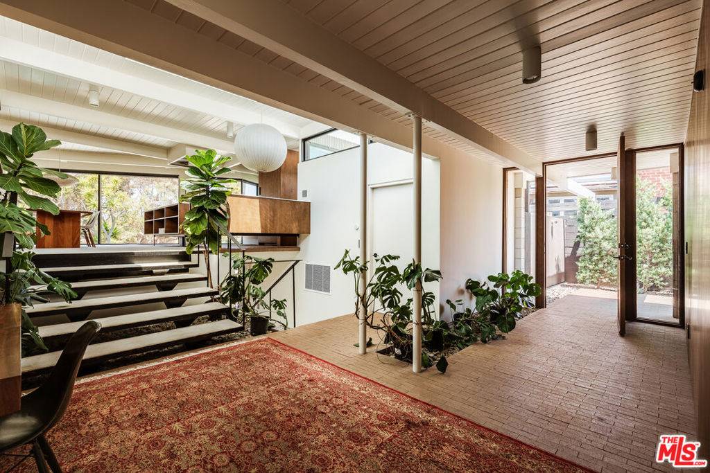 Dana Point, CA 92624,26591 Via California