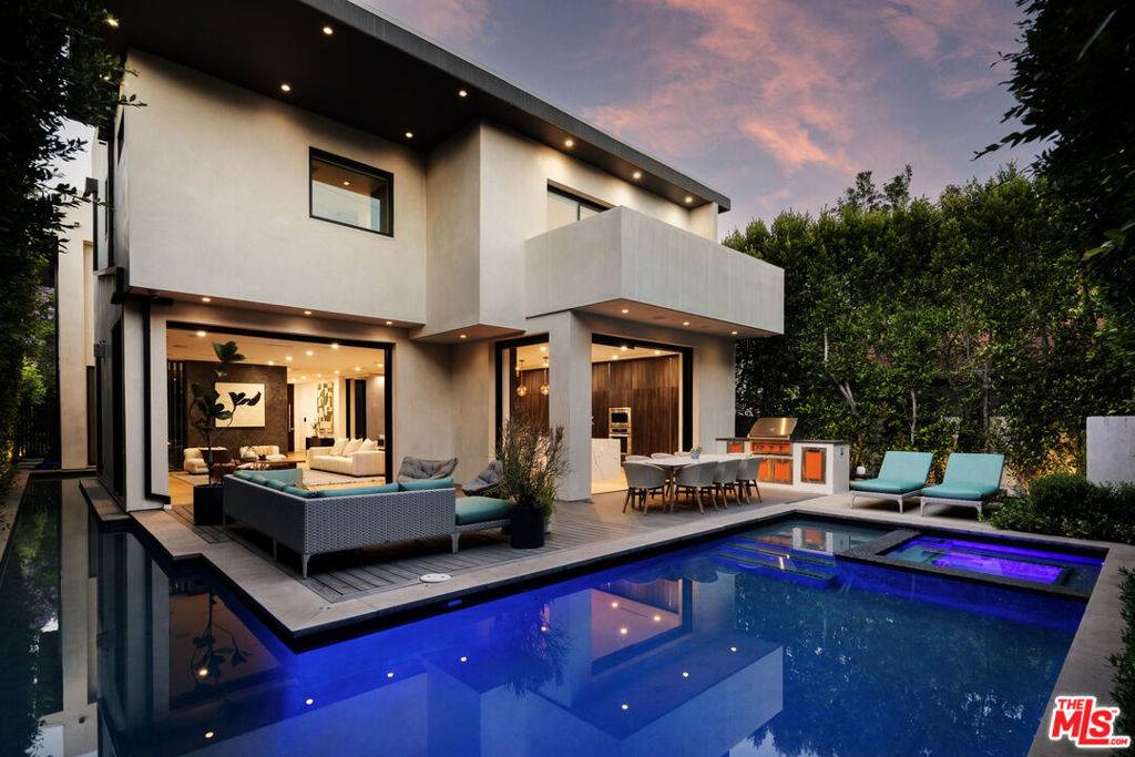 105 S Laurel AVE, Los Angeles, CA 90048