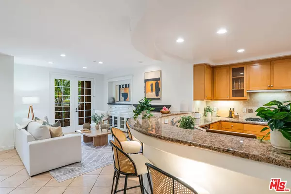 Playa Vista, CA 90094,13173 Pacific Promenade #101