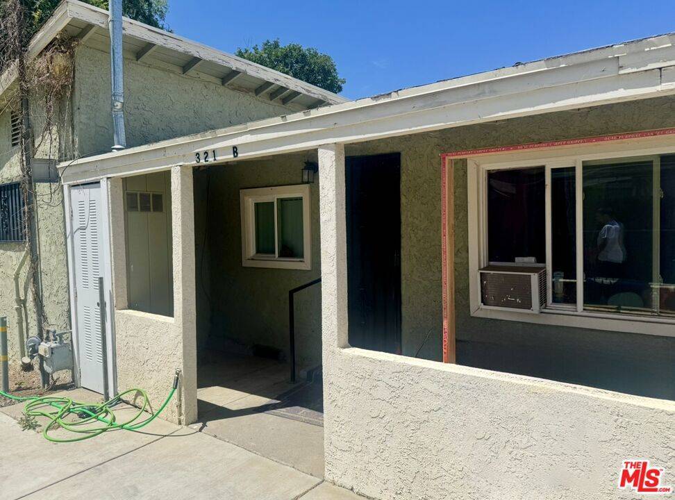 Fresno, CA 93650,321 W Minarets AVE