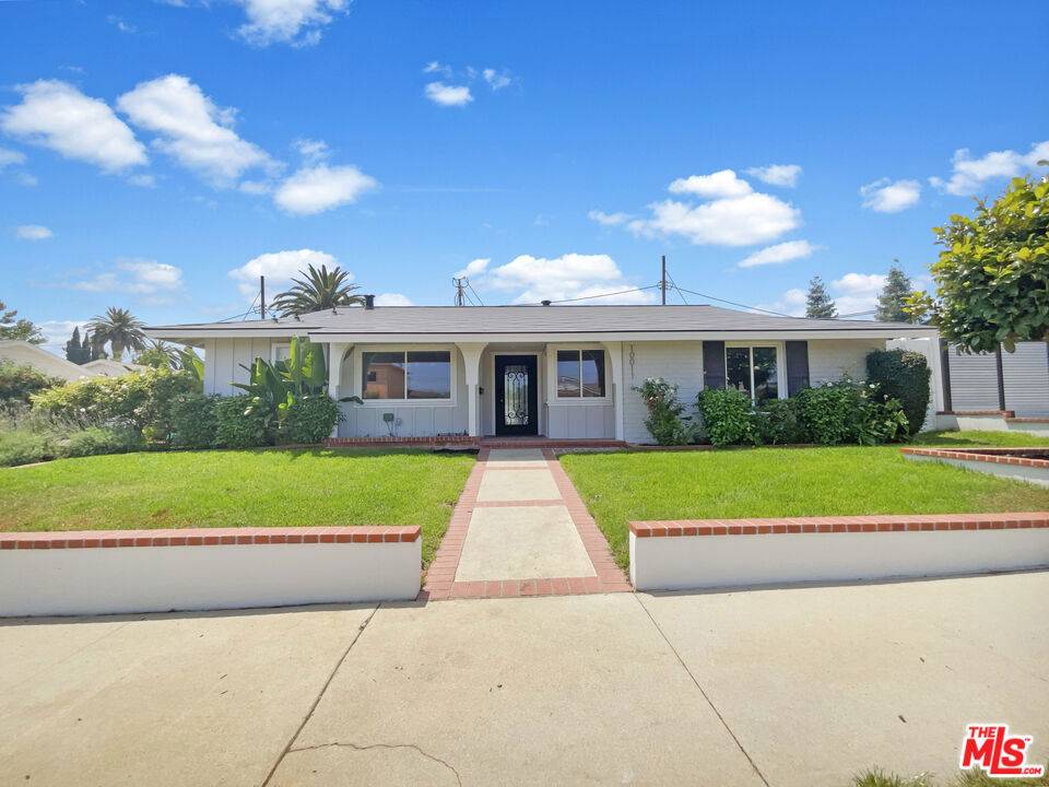10011 Odessa AVE, North Hills, CA 91343
