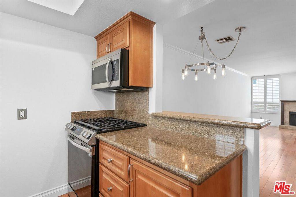 Studio City, CA 91604,4164 Tujunga AVE #103