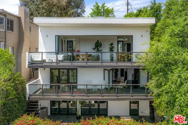 Los Angeles, CA 90027,2300 Ronda Vista DR