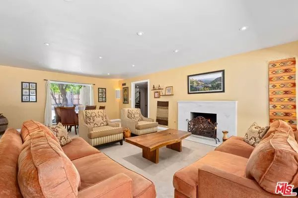 Encino, CA 91436,16241 W Meadow Ridge WAY