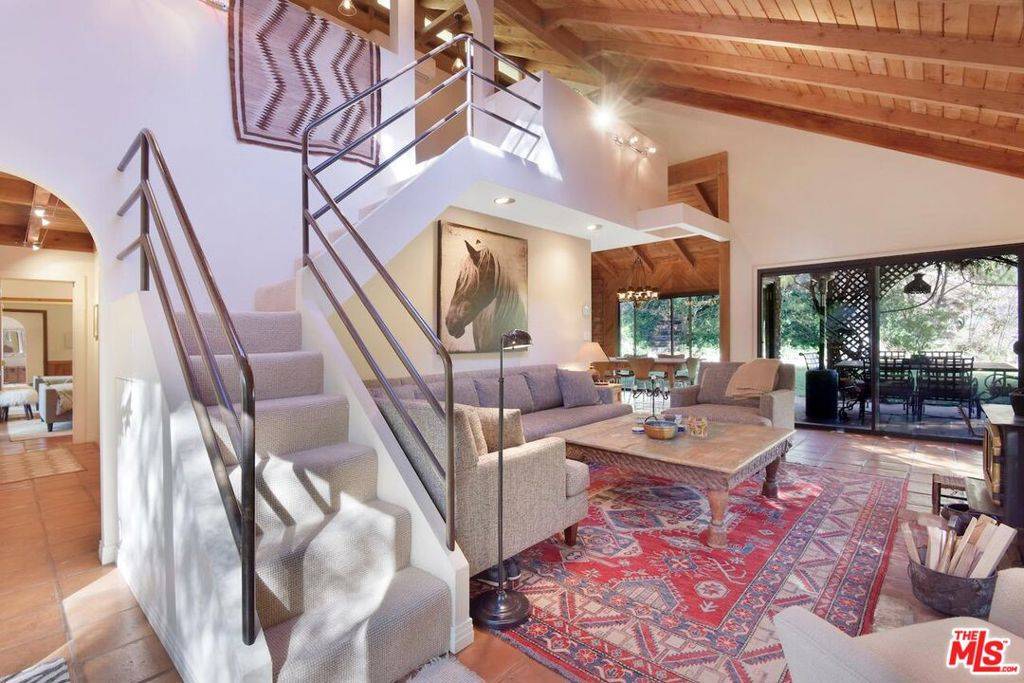 Topanga, CA 90290,1441 Bonnell DR