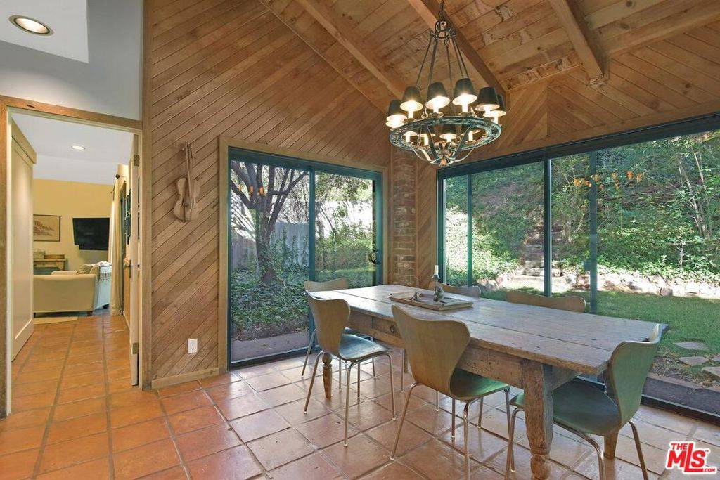 Topanga, CA 90290,1441 Bonnell DR
