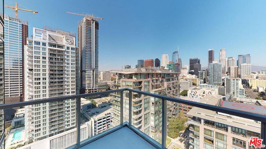Los Angeles, CA 90015,1155 S Grand AVE #2111