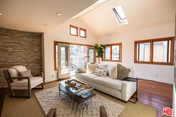 6644 Vista Del Mar, Playa Del Rey, CA 90293
