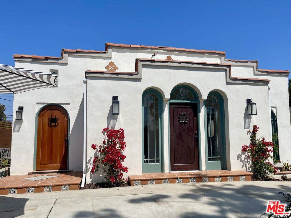 1086 West BLVD, Los Angeles, CA 90019