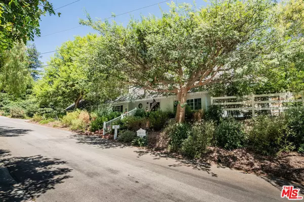 Hidden Hills, CA 91302,24975 Kit Carson RD