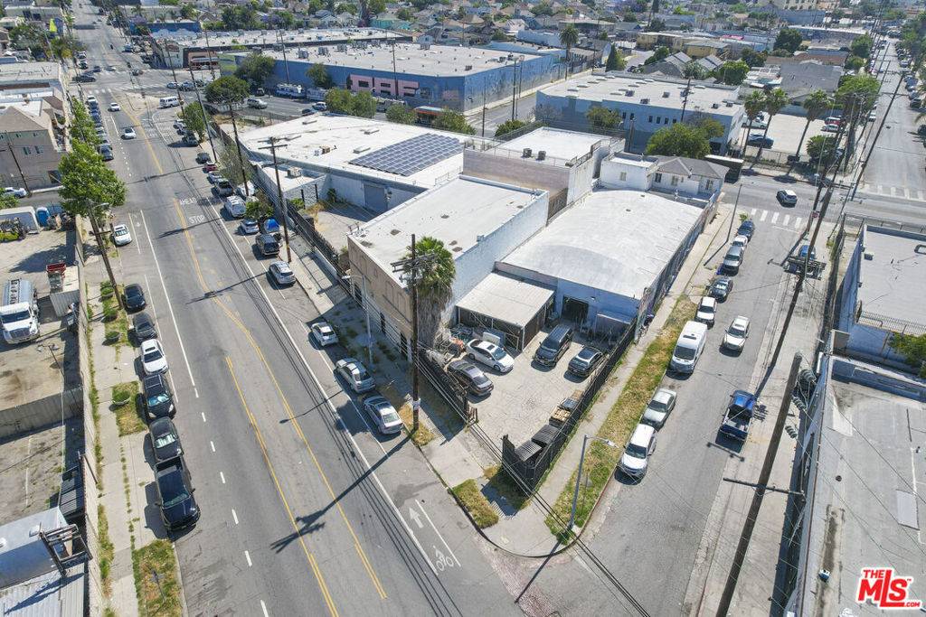 Los Angeles, CA 90011,3515 Avalon BLVD
