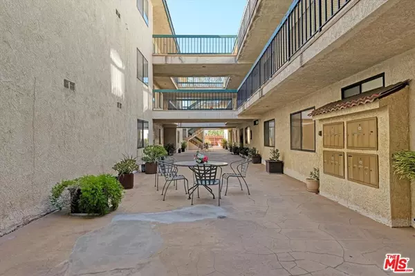 Glendale, CA 91203,330 Burchett ST #104