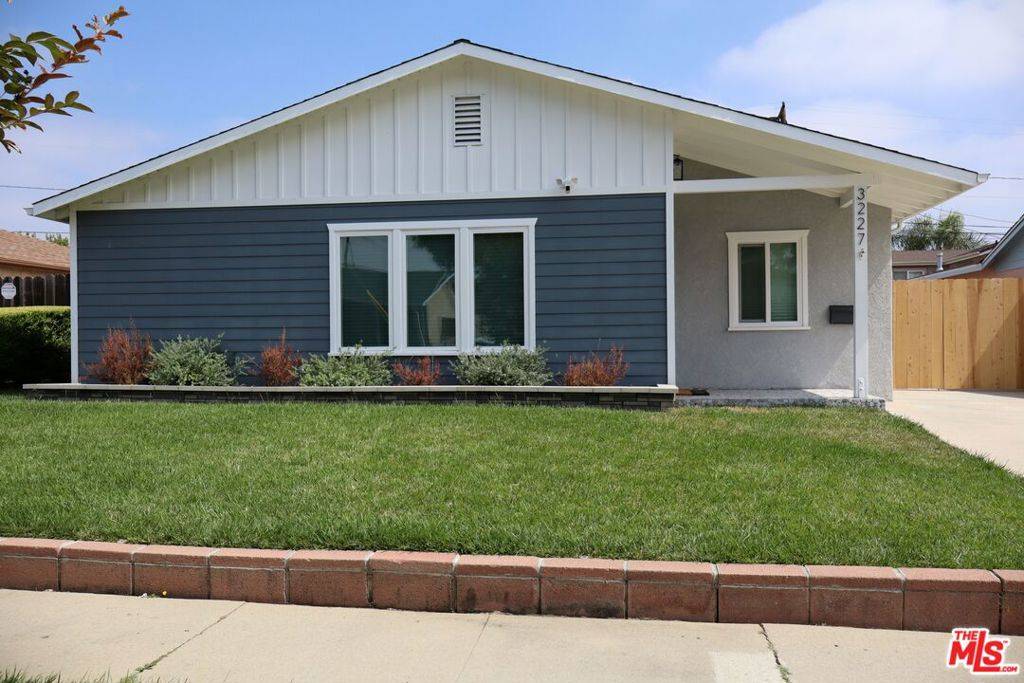 3227 W 189th ST, Torrance, CA 90504