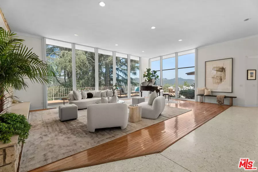 1743 Stone Canyon RD, Los Angeles, CA 90077