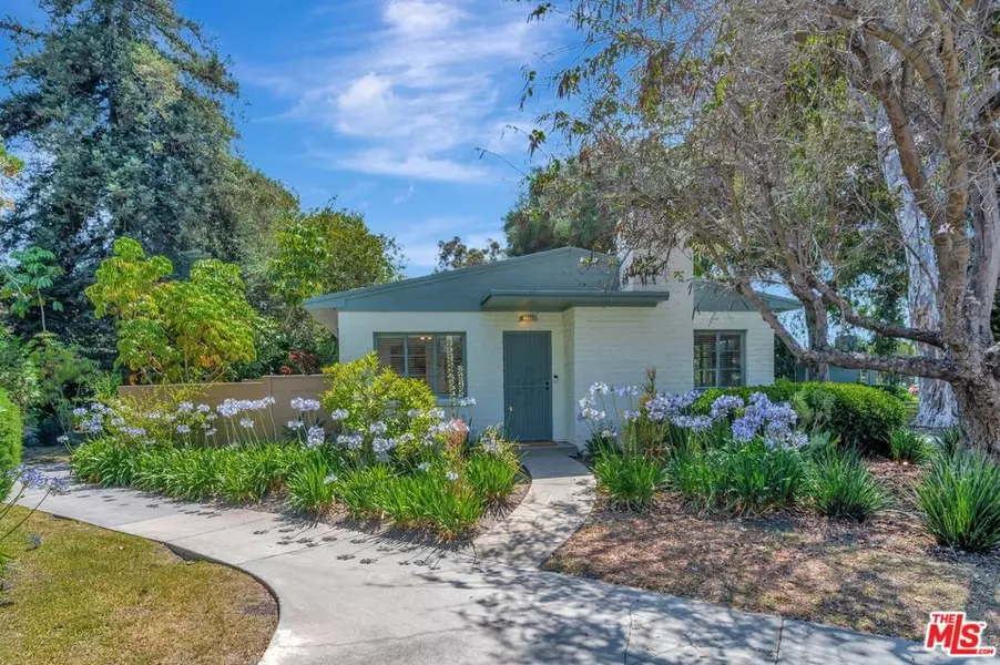 5513 Village, Los Angeles, CA 90016