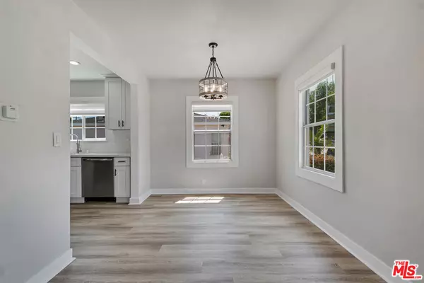 Los Angeles, CA 90044,713 W 118th ST