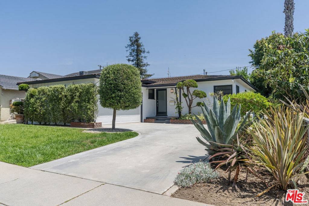 Los Angeles, CA 90066,12800 STANWOOD DR