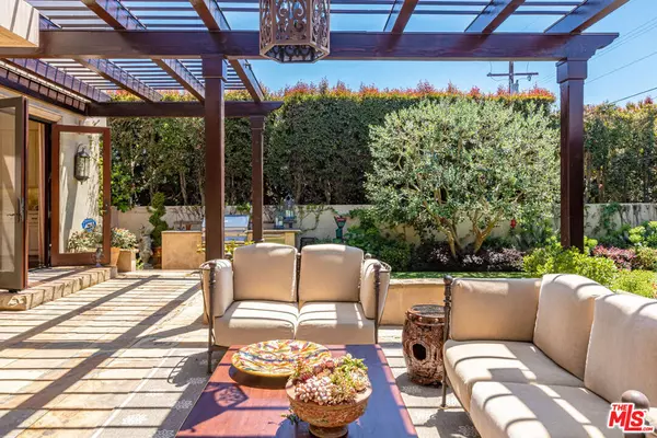 Santa Monica, CA 90402,428 11th ST