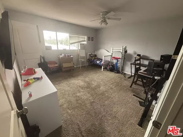 Paramount, CA 90723,13920 Arthur AVE #2