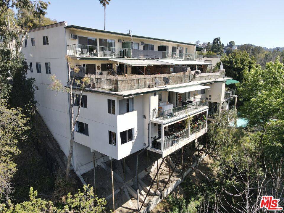 Studio City, CA 91604,11975 Laurelwood DR
