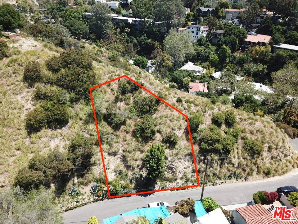 Los Angeles, CA 90068,6053 Rodgerton DR