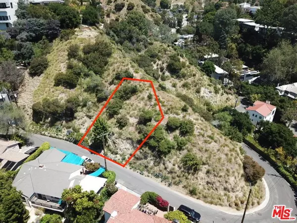Los Angeles, CA 90068,6053 Rodgerton DR