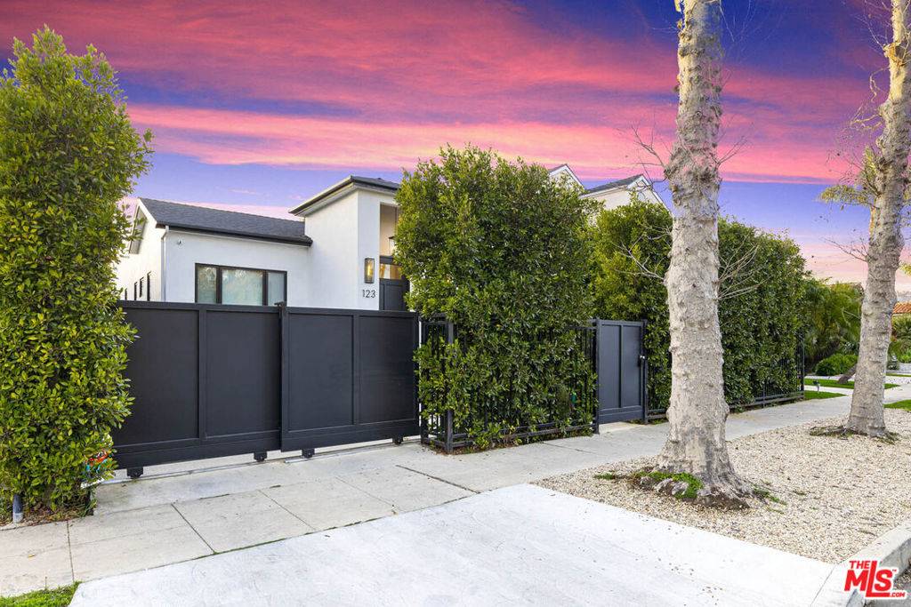 123 S Kilkea DR, Los Angeles, CA 90048