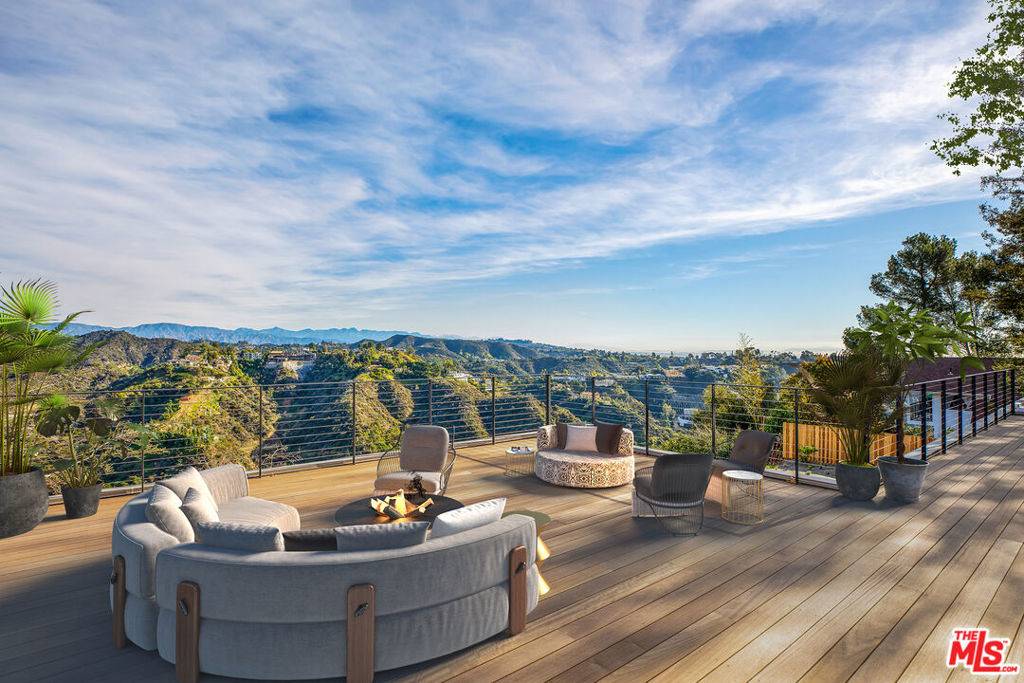 1448 STRADELLA RD, Los Angeles, CA 90077