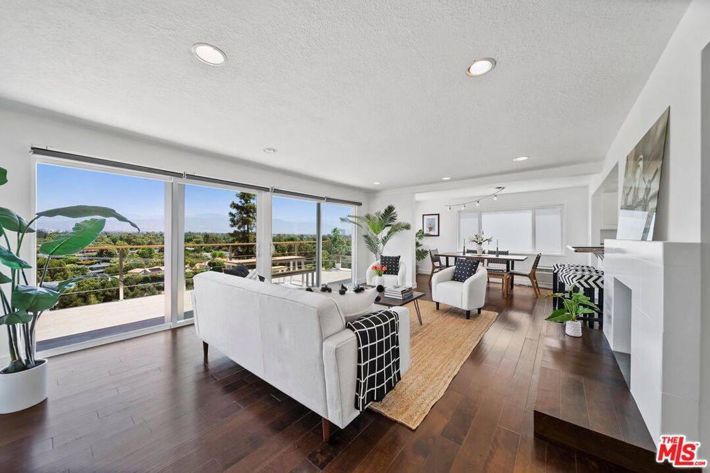 Studio City, CA 91604,11689 Picturesque DR