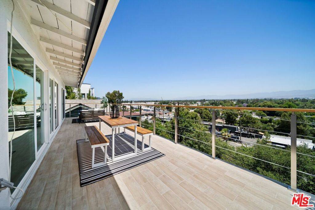 Studio City, CA 91604,11689 Picturesque DR
