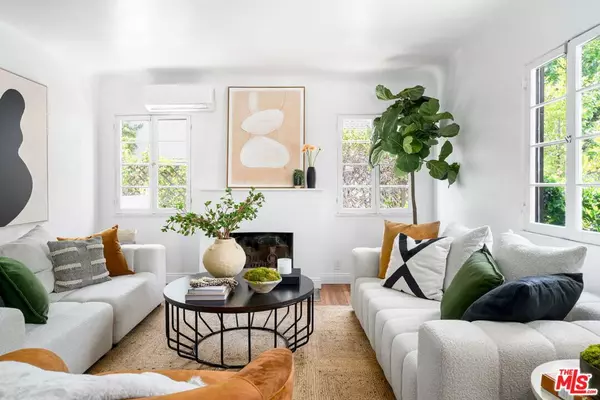 Los Angeles, CA 90034,3340 Cardiff AVE